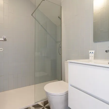 Apartment Host Wise - Modern Comfy Flat *