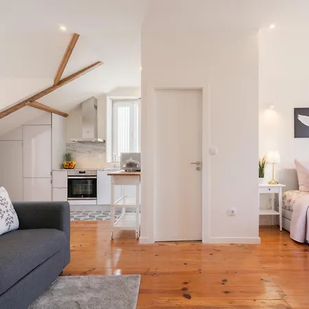 Host Wise - Modern Comfy Flat