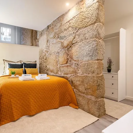 Host Wise - Modern Comfy Flat